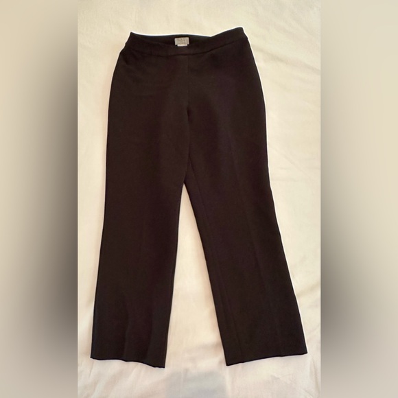 Kate Spade, size 8, black cropped slacks - Picture 2 of 6